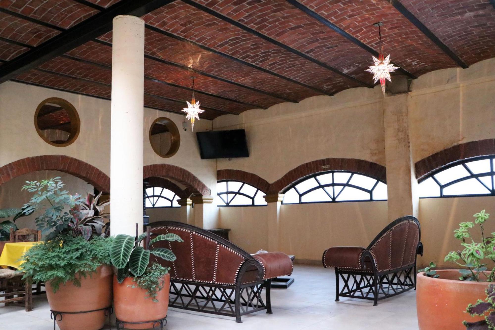 Hotel Castillo Santa Cecilia Tapalpa Eksteriør billede